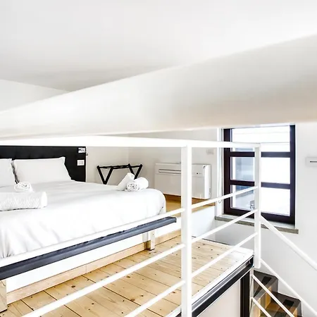 Joivy Charismatic 1-bed Flat With Parking Apartment